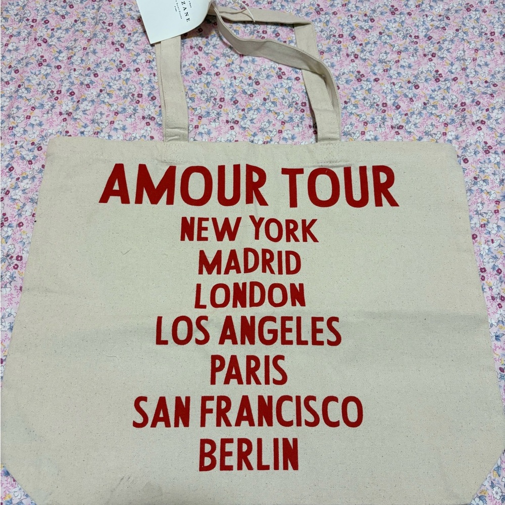 Sezane Amour Tour Canvas Tote Bag - Cream with Red Print